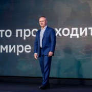 Лебедь Сергей Сбер 2025-05-29-01.jpg